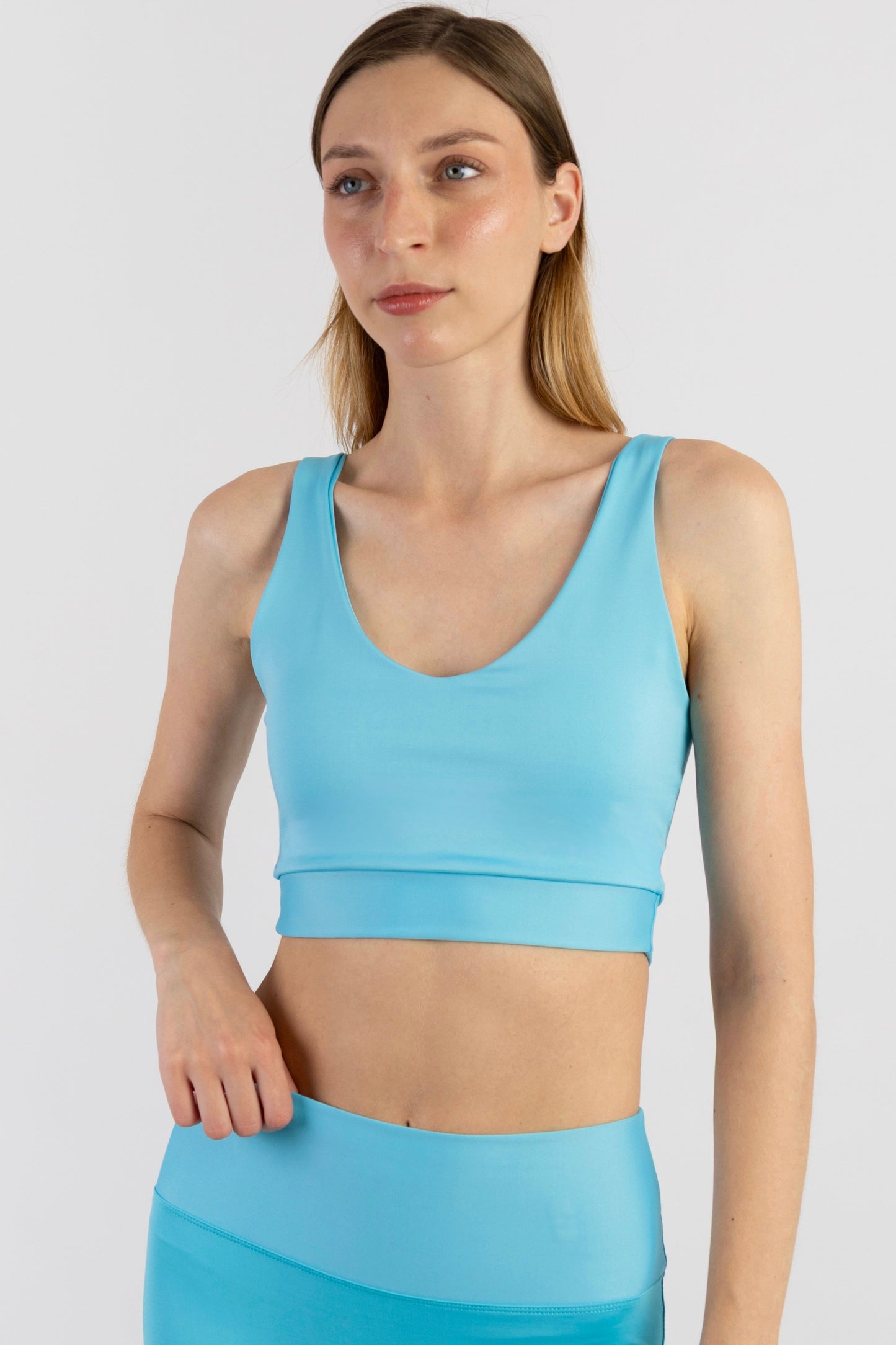 Top Bloom Essential - Skye Blue