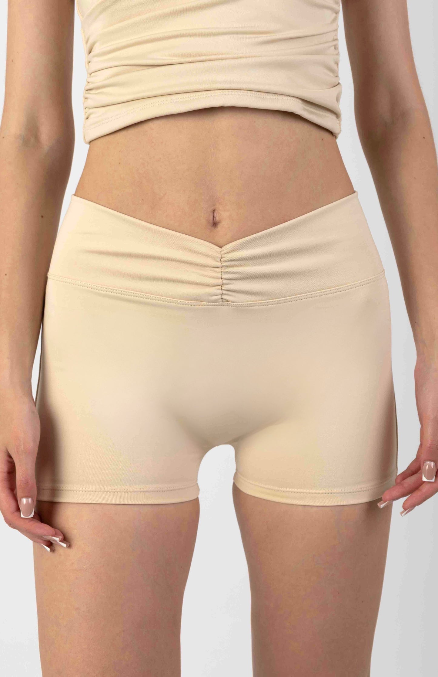 Short Bloom Pleat - Soft Ivory