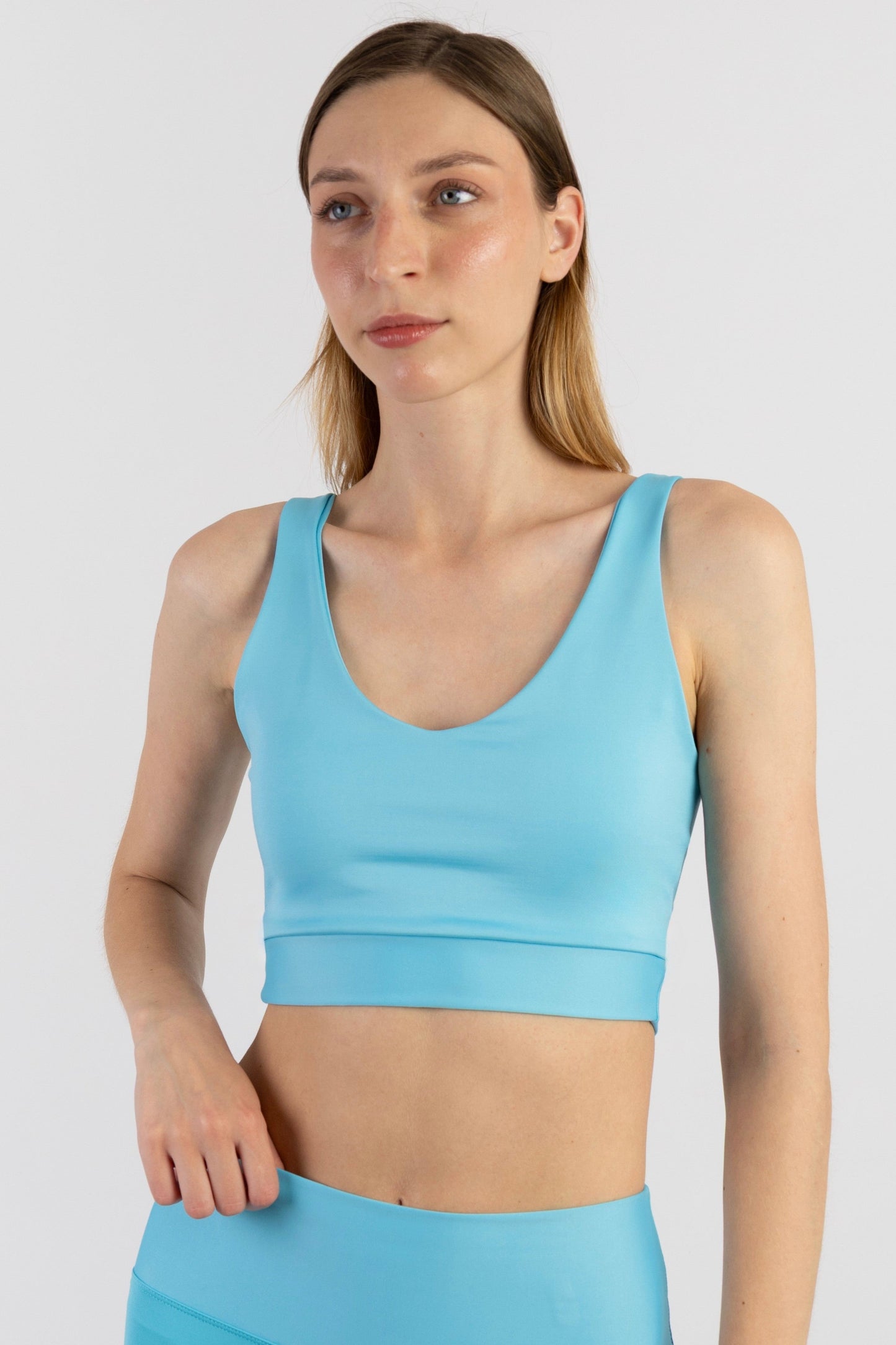 Top Bloom Essential - Skye Blue